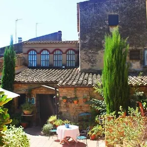 hostal-la-riera.catalonia-hotels.com/
