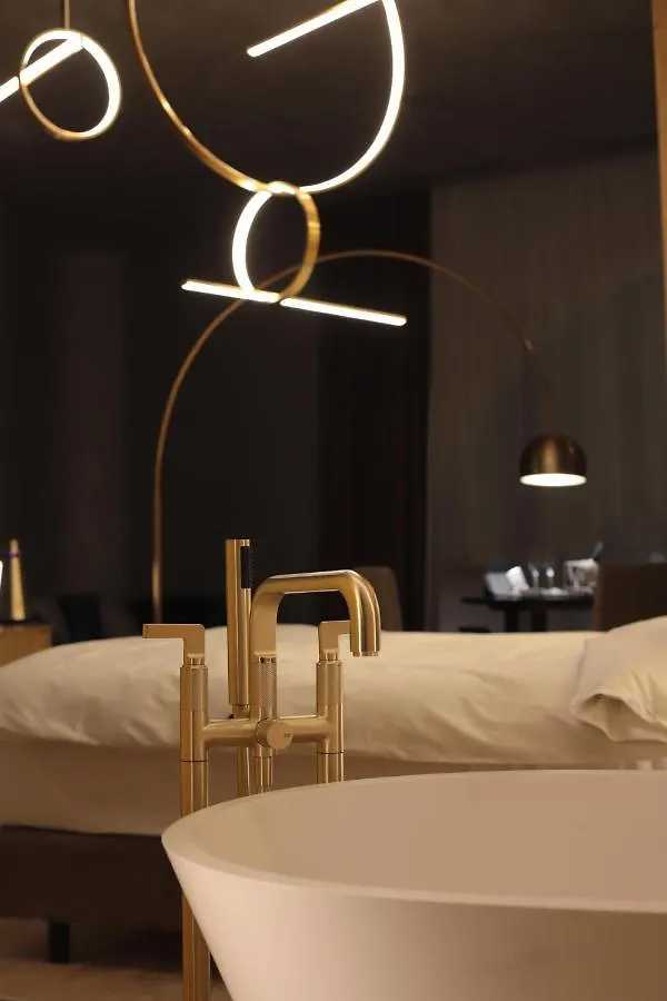 *****  The Veil Hotel Nur-Sultan  Kazakhstan